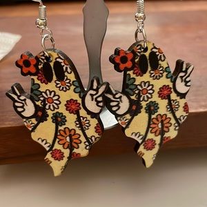 Cute wooden ghost daisy earrings double sided